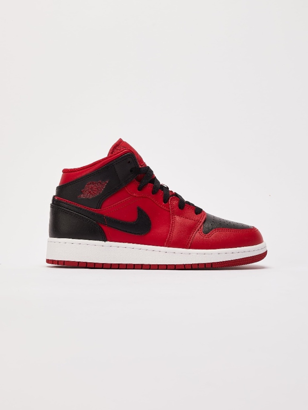 Air Jordan 1 Mid (GS) "Reverse Bred" 554725-660 Size 5Y